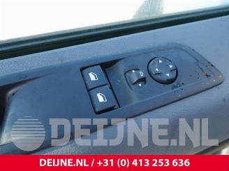 Peugeot Expert Expert (V1/VA/VB/VE/VF/VT/VY), Van, 2016 2.0 Blue HDi 120 16V picture 17