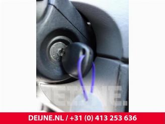 Renault Trafic Trafic New (FL), Van, 2001 / 2014 2.0 dCi 16V 115 picture 24