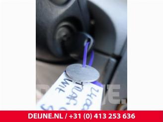 Renault Trafic Trafic New (FL), Van, 2001 / 2014 2.0 dCi 16V 115 picture 32