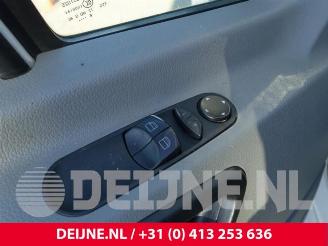 Volkswagen Crafter Crafter, Van, 2011 / 2016 2.0 TDI 16V picture 16