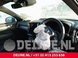 Volvo XC40 XC40 (XZ), SUV, 2017 1.5 T4 Plug-in Hybrid 12V picture 19