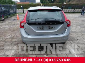 Volvo V-60 V60 I (FW/GW), Combi, 2010 / 2018 2.4 D6 20V Plug-in Hybrid AWD picture 6