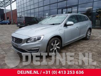 Volvo V-60 V60 I (FW/GW), Combi, 2010 / 2018 2.4 D6 20V Plug-in Hybrid AWD picture 3