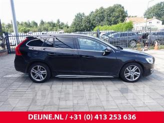 Volvo V-60 V60 I (FW/GW), Combi, 2010 / 2018 2.4 D6 20V Plug-in Hybrid AWD picture 8