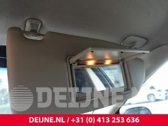 Volvo V-70 V70 (SW), Combi, 1999 / 2008 2.4 20V 170 picture 29