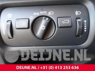 Volvo V-40 V40 (MV), Hatchback 5-drs, 2012 / 2019 1.6 D2 picture 22