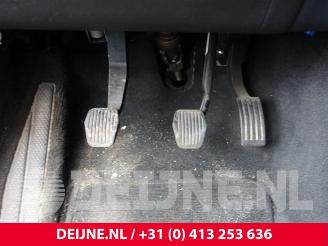 Volvo V-40 V40 (MV), Hatchback 5-drs, 2012 / 2019 2.0 D4 16V picture 20