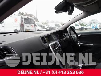 Volvo V-60 V60 I (FW/GW), Combi, 2010 / 2018 1.6 T3 16V picture 20