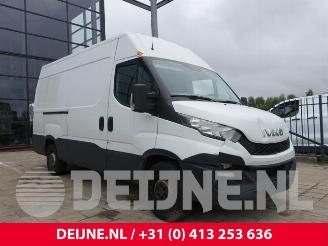 demontáž osobní automobily Iveco New Daily New Daily VI, Van, 2014 33S15, 35C15, 35S15 2016/3