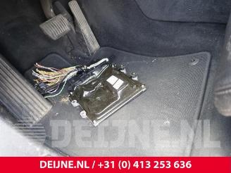 Volvo V-60 V60 II (ZW), Combi, 2018 2.0 T8 16V Plug-in Hybrid AWD picture 21