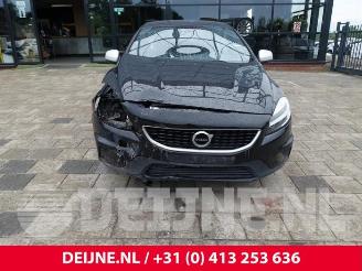 Volvo V-40 V40 (MV), Hatchback 5-drs, 2012 / 2019 2.0 D2 16V picture 2