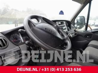 Iveco Daily New Daily IV, Van, 2006 / 2011 35C11V, 35S11V picture 17