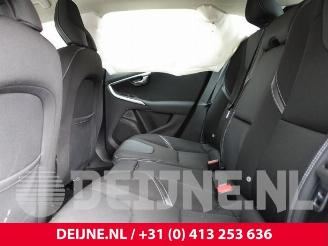 Volvo V-40 V40 (MV), Hatchback 5-drs, 2012 / 2019 2.0 T2 16V picture 32