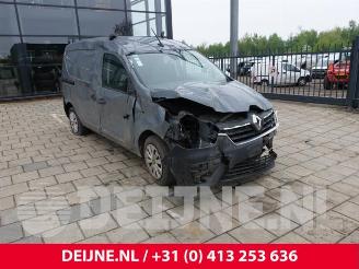 Vrakbiler auto Renault Express Express, Van, 2021 1.3 TCE 100 16V 2021/7