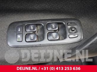 Volvo V-70 V70 (SW), Combi, 1999 / 2008 2.4 20V 170 picture 33