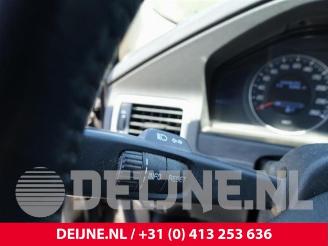 Volvo V-70 V70 (BW), Combi, 2007 / 2016 2.0 D 16V picture 33