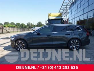 Volvo V-60 V60 II (ZW), Combi, 2018 2.0 T6 16V Twin Engine picture 4
