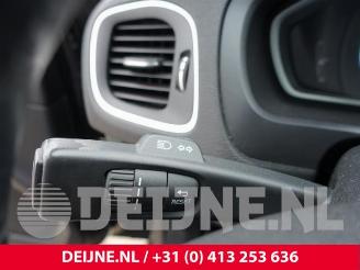 Volvo V-40 V40 (MV), Hatchback 5-drs, 2012 / 2019 1.6 D2 picture 24