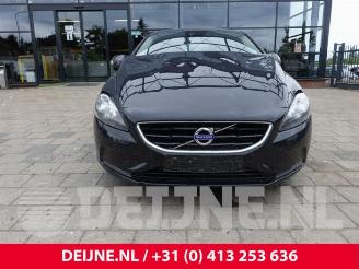Volvo V-40 V40 (MV), Hatchback 5-drs, 2012 / 2019 1.6 D2 picture 2