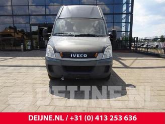 Iveco Daily New Daily IV, Van, 2006 / 2011 35C14V, C14V/P, S14C, S14C/P, S14V, S14V/P picture 2