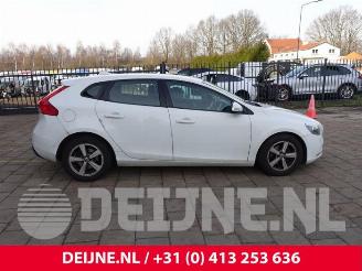 Volvo V-40 V40 (MV), Hatchback 5-drs, 2012 / 2019 1.6 D 16V picture 8