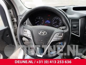 Hyundai H-350 H-350, Van, 2015 2.5 CRDi picture 30