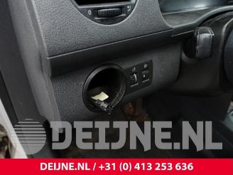 Volkswagen Caddy Caddy III (2KA,2KH,2CA,2CH), Van, 2004 / 2015 1.6 TDI 16V picture 20