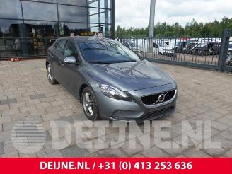 Sloopauto Volvo V-40 V40 (MV), Hatchback 5-drs, 2012 / 2019 2.0 D3 16V 2018/4
