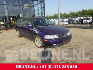 Dezmembrări autoturisme Volvo V-40 V40 (VW), Combi, 1995 / 2004 2.0 16V Turbo 2004/1
