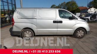 Hyundai H-300 H-300, Van, 2008 2.5 CRDi picture 8