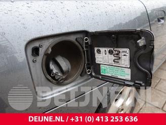 Volvo S-60 S60 I (RS/HV), Sedan, 2000 / 2010 2.4 20V 170 picture 32