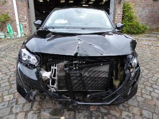 Peugeot 208 e- Active Pack picture 2