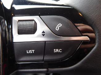 Peugeot 208 e- Active Pack picture 15