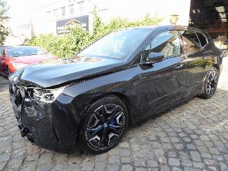 Damaged car BMW iX 40 Sport 2023/8