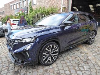 skadebil auto Renault Espace VI Iconic E-Tech Hybrid 2025/9
