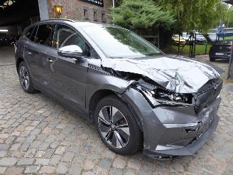 Skoda Enyaq 60 Loft picture 3