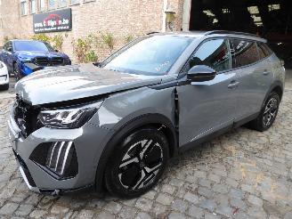 Schadeauto Peugeot 2008 Allure 2025/8