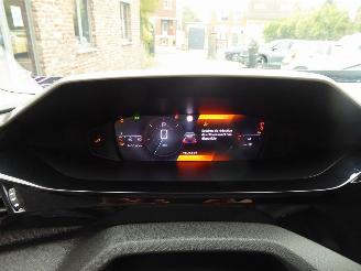 Peugeot 408 Allure picture 14