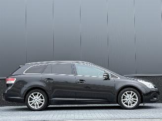 Toyota Avensis 2.0 D-4D Navi Clima Camera picture 3