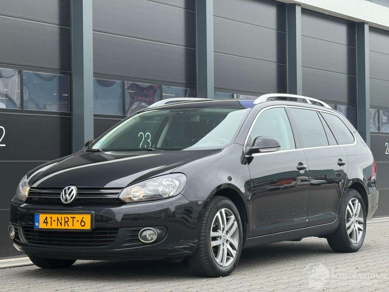 Volkswagen Golf 1.6 TDI Highline BlueMotion AUTOMAAT