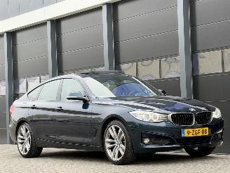 BMW 3-serie GT 2.0 318d Pano Leer Clima PDC picture 2