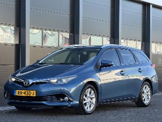 Gebrauchtwagen PKW Toyota Auris Touring Sports 1.6d Navi Camera Clima EURO-6 2016/8