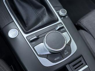 Audi A3 LIMOUSINE 2.0 TDI S- Line Virtual-Cockpit Pano picture 19