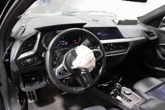 BMW 1-serie 118 picture 9