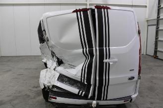 Ford Transit  picture 7