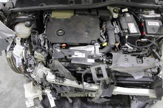 Peugeot 2008  picture 14