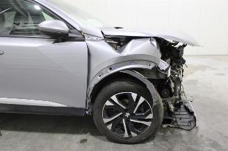 Peugeot 2008  picture 6