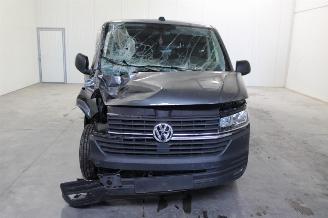 Volkswagen Transporter T6 picture 20