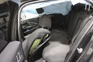 BMW 1-serie 118 picture 12