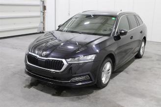 Uttjänta bilar auto Skoda Octavia  2020/10